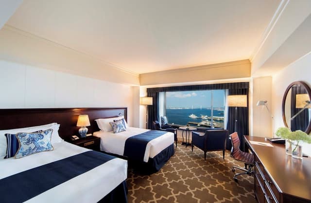 Club Room, 2 Twin Beds, Club Lounge Access, Harbor View (High floor)