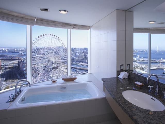 Luxury Ocean Twin Bay View, Smoking