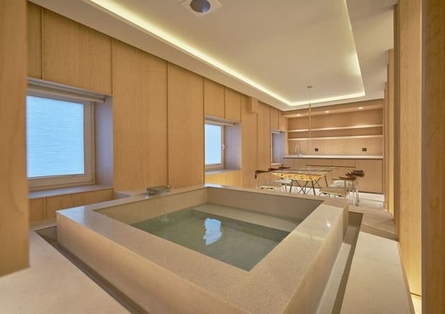Premier Spa Suite