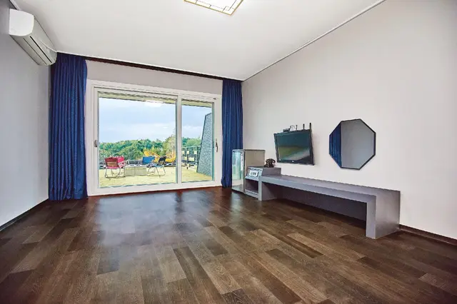 Room with Ondol Floor and Terrace