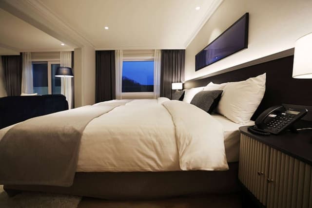 Executive Suite, 2 Double Beds, Non Smoking