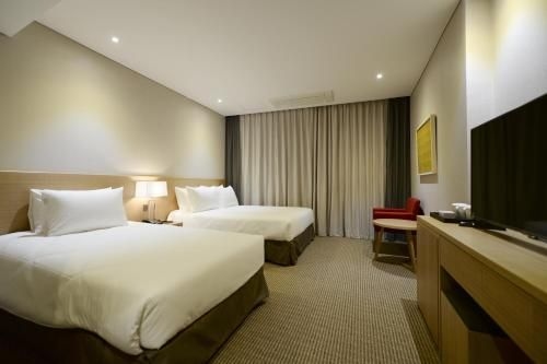 โรงแรมนิว โอเรียนตัล เมียงดง (Hotel New Oriental Myeongdong)3