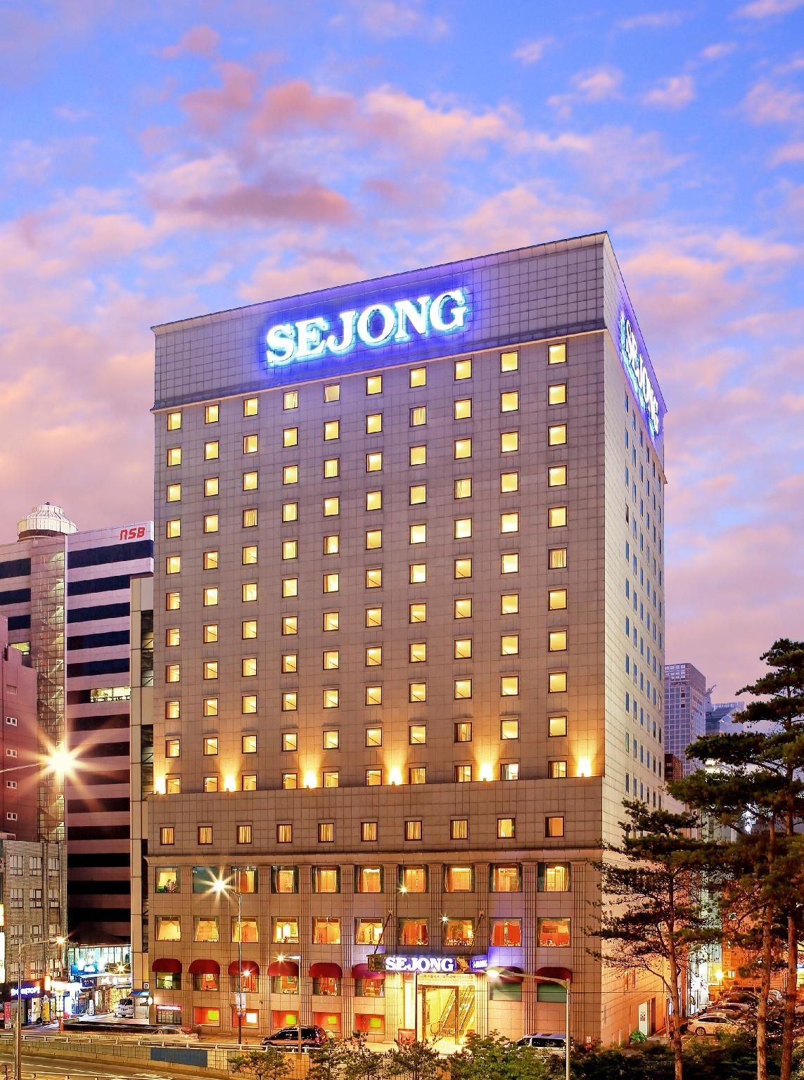 โรงแรมเซจอง โซล มย็องดง (Sejong Hotel Seoul Myeongdong)0