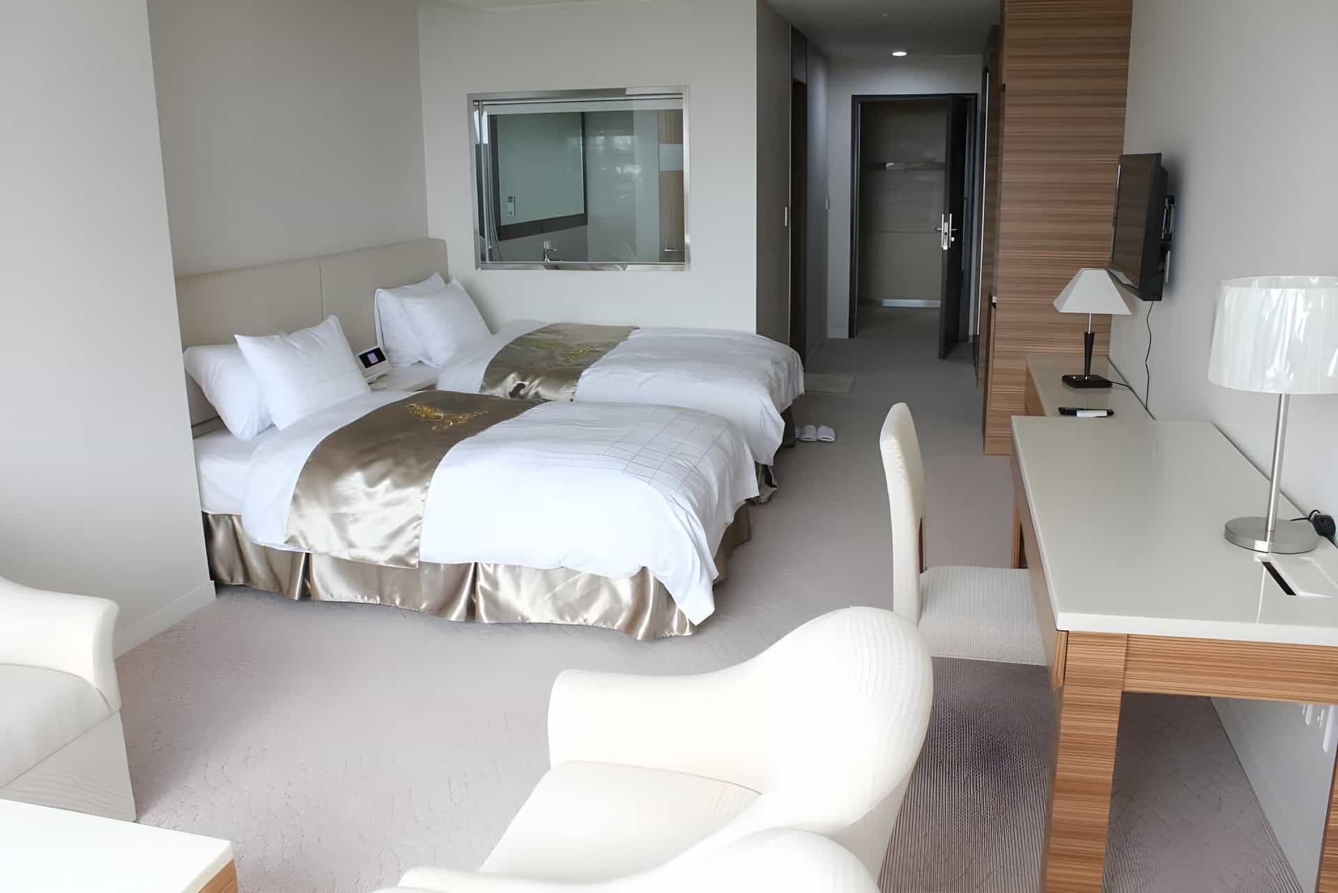 The Class 300 Hotel & Resort