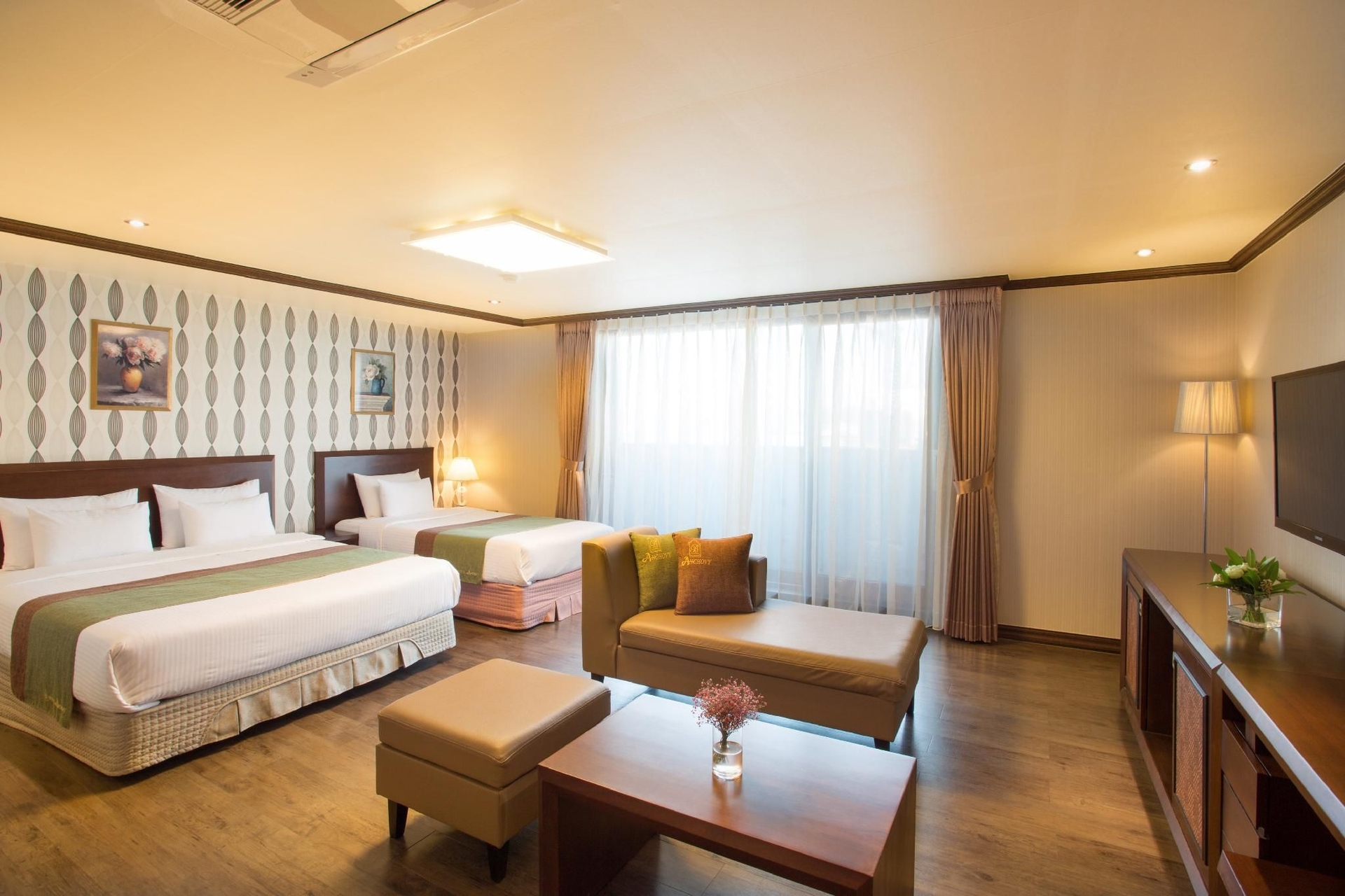 Tongyeong Anchovy Tourist Hotel1