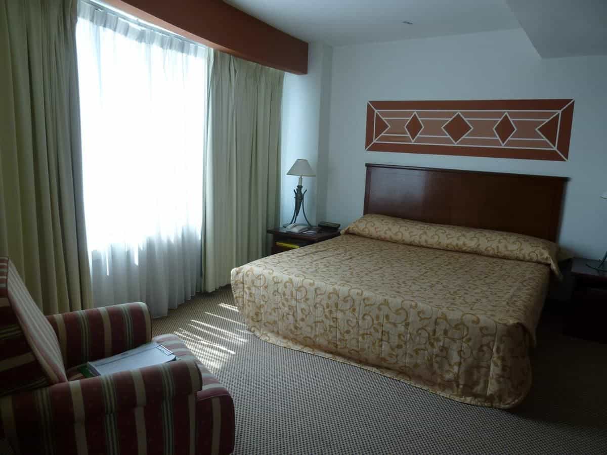 โรงแรมโกคอส โรงแรมโกคอส