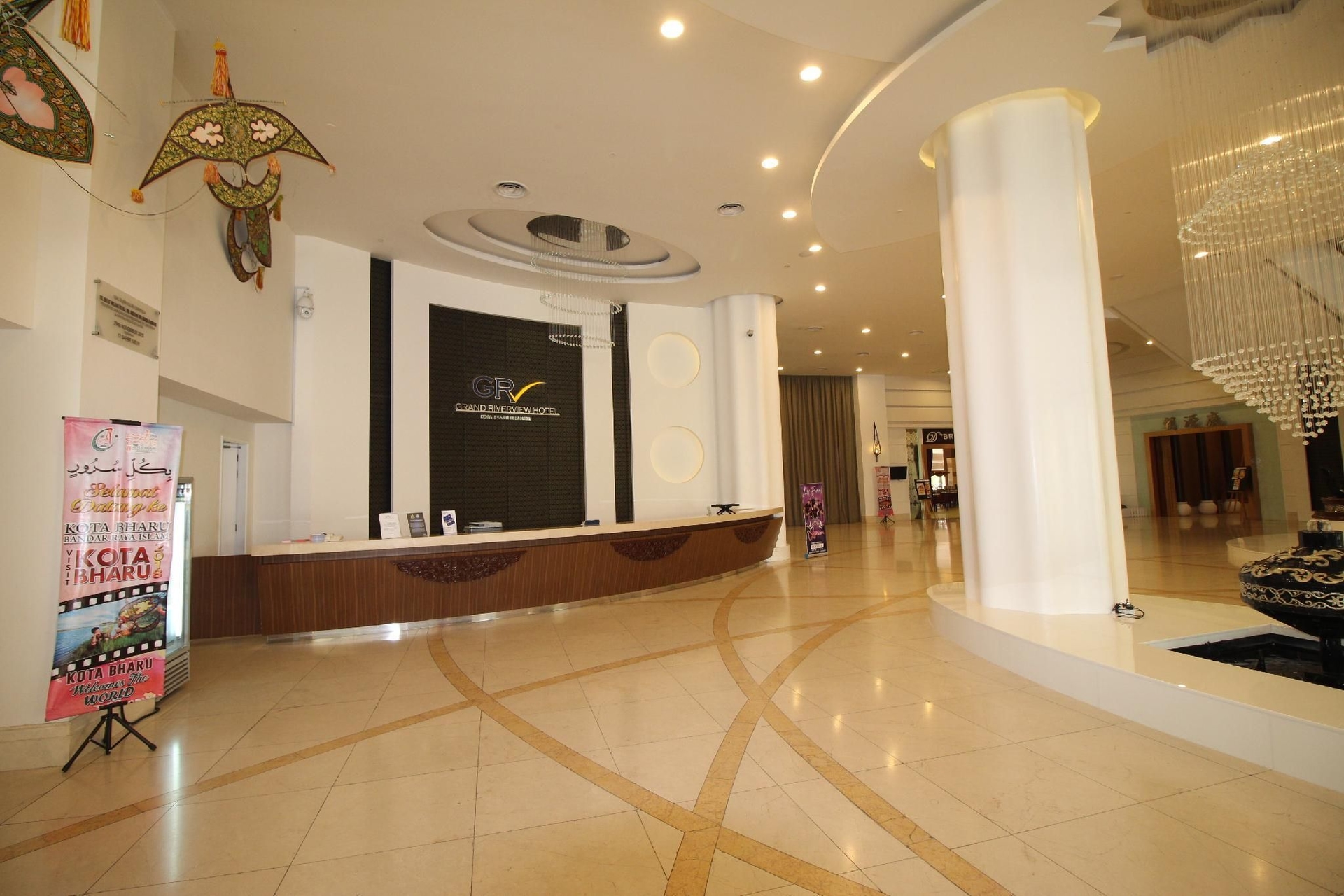 โรงแรมแกรนด์ ริเวอร์วิว (Grand Riverview Hotel)4