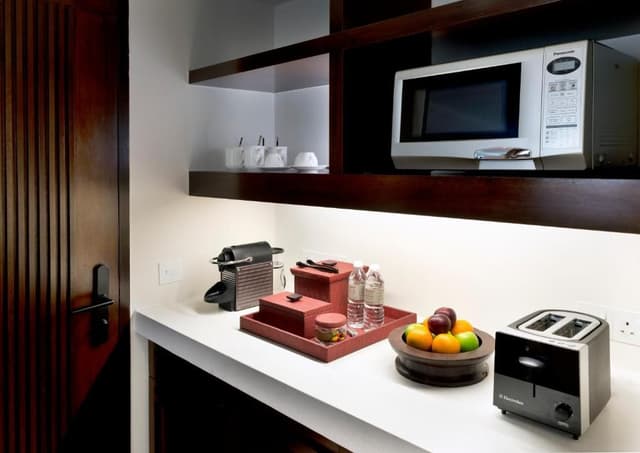 Club Executive Suite