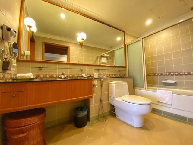 2 Bedroom Suite