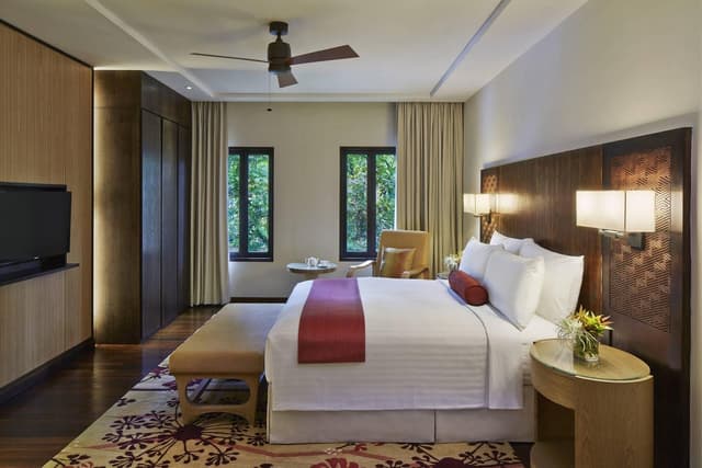 Premier Suite, Suite, 1 King, Balcony