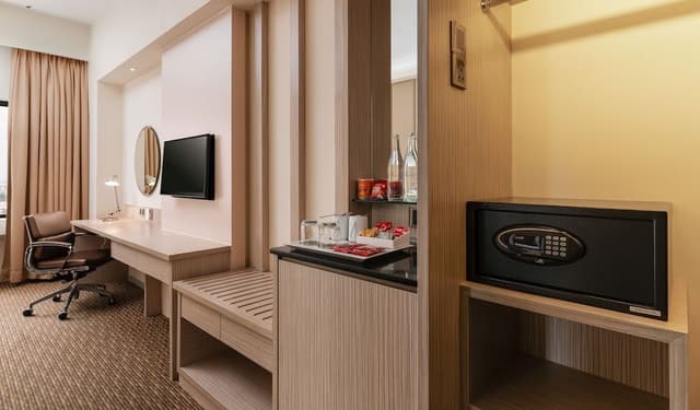 Premier King Room