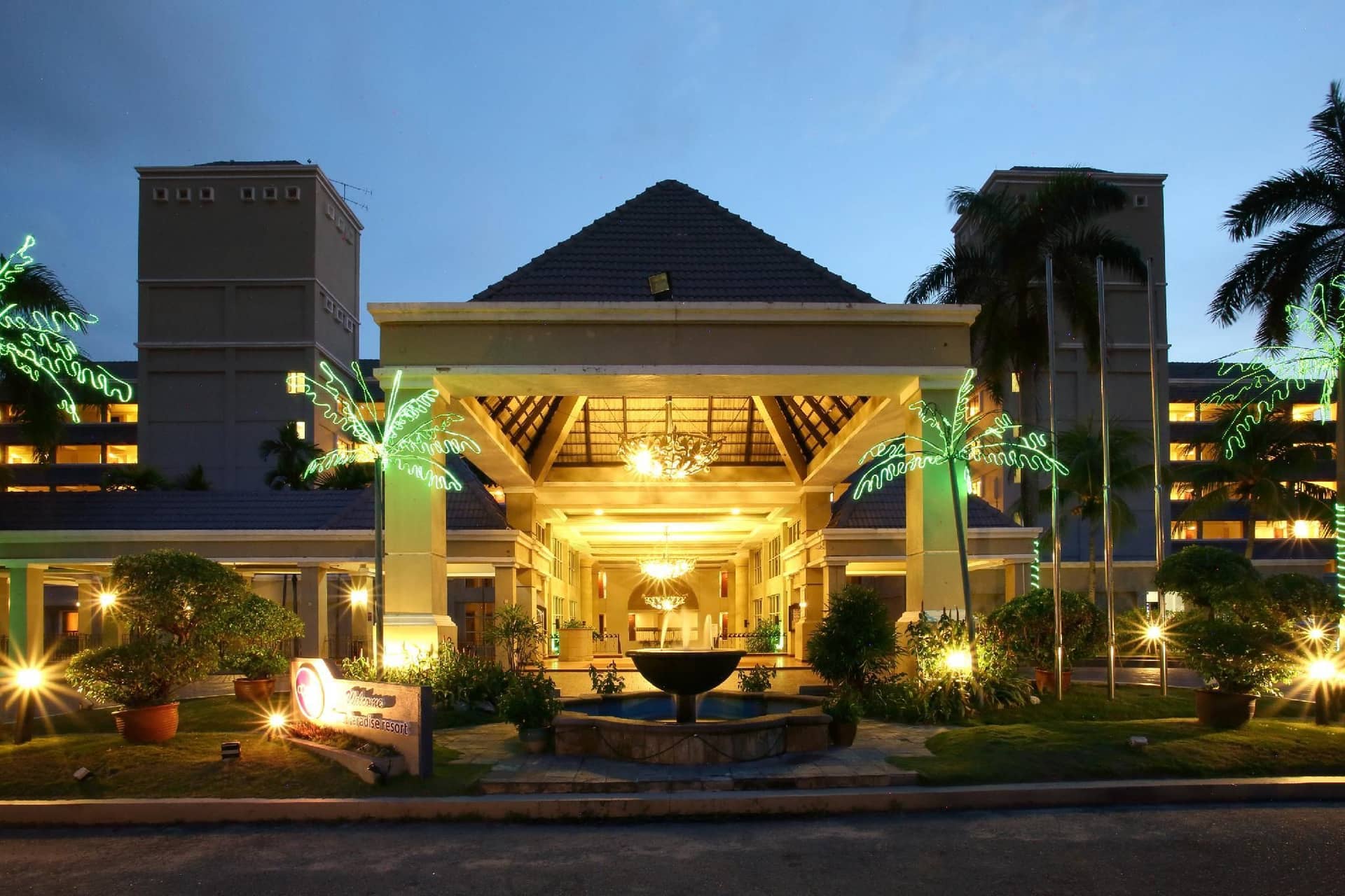 Corus Paradise Resort Corus Paradise Resort