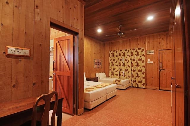 Paddock Chalet