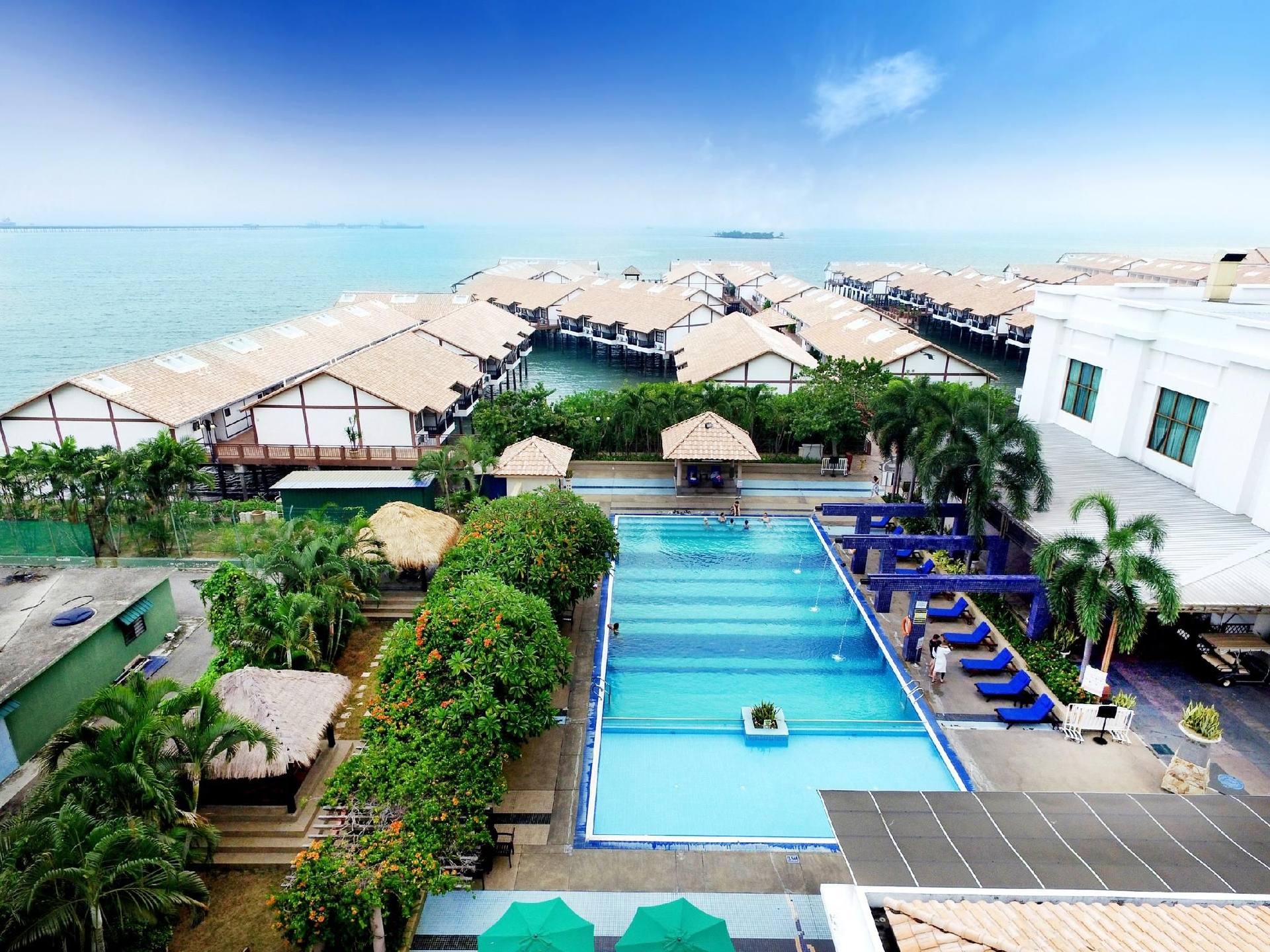 เลซิส พอร์ท ดิคสัน (Lexis Port Dickson)2