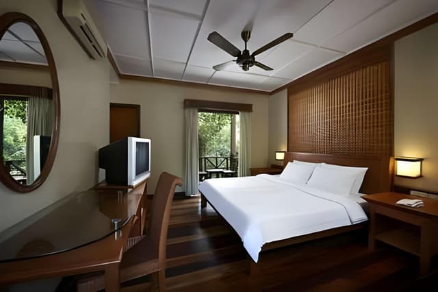 Rainforest Chalet