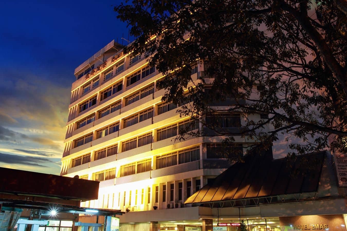 โรงแรมเอมาส โรงแรมเอมาส