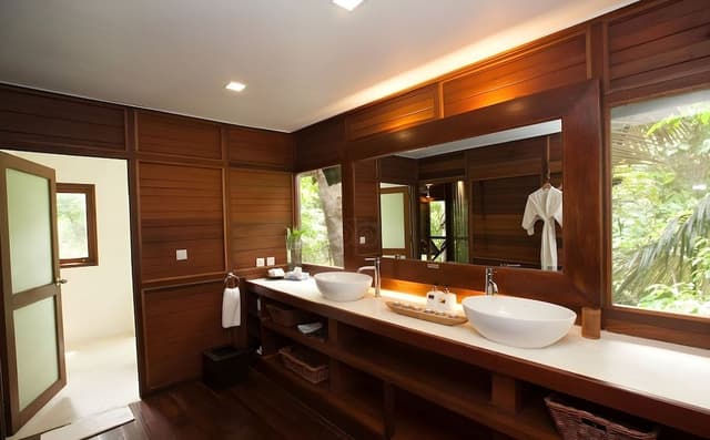 Premier Duplex, 1 King Bed, Hill View