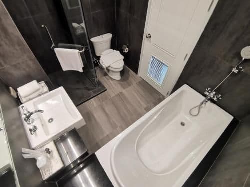 Premier Room