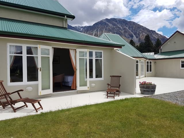 Room, Accessible, Lake View
