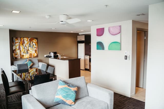 Four Bedroom Apartment - Kitchenette