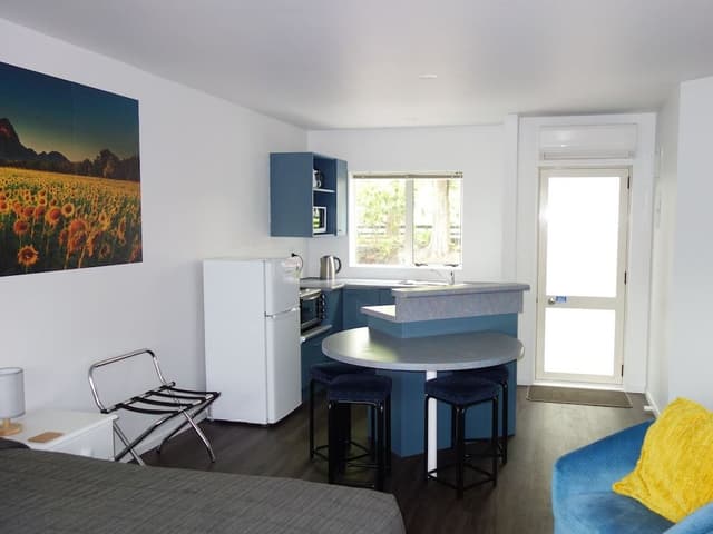 One Bedroom Family Unit