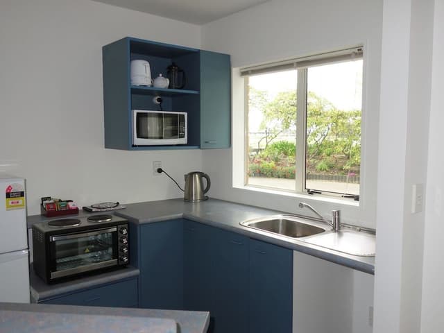 One Bedroom Family Unit