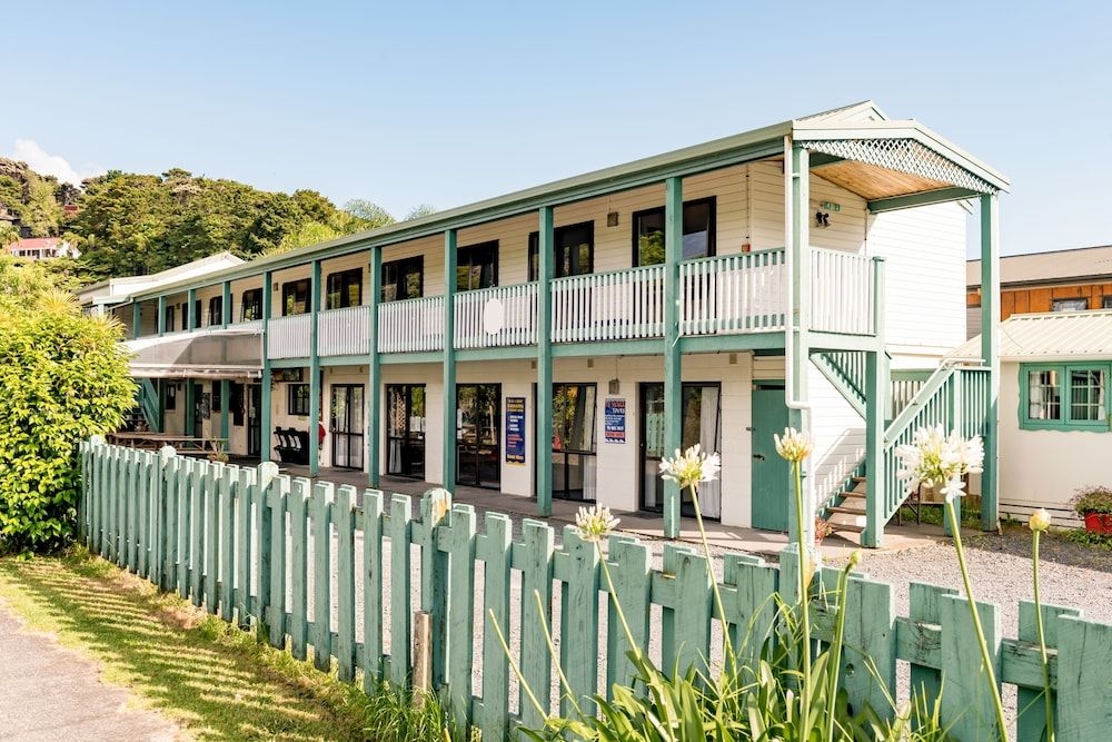 Bay Of Islands Lodge2