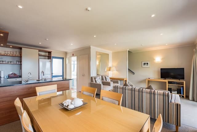 Family Room, 2 Bedrooms, 2 Bathrooms, Ocean View