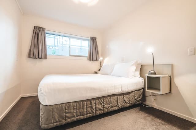 Family Room, 2 Bedrooms