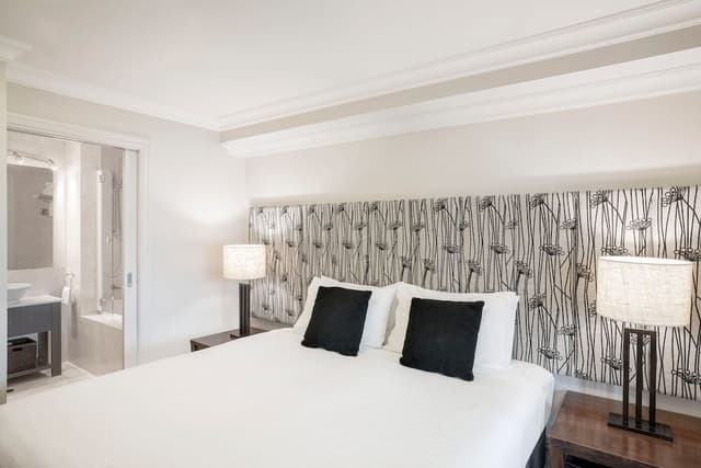Apartment, 2 Bedrooms, Lake View