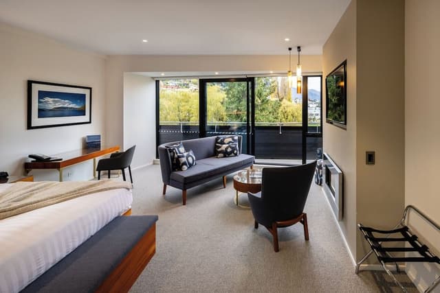 Remarkables Junior Suite