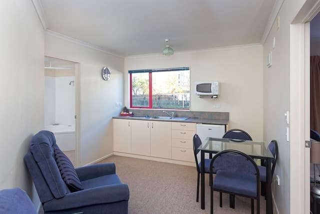 One Bedroom Spa Suite