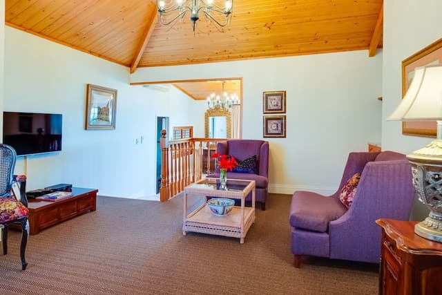 Lodge Suite