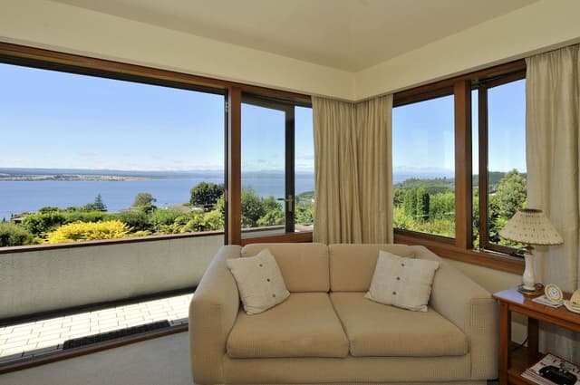 Lake Executive Suite