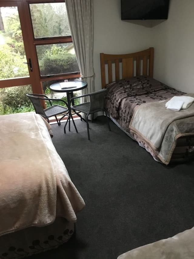 Family Room - Room 7
