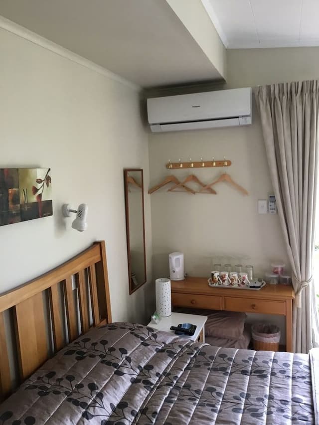 Family Room - Room 7