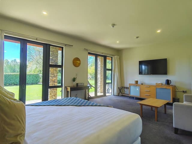 Deluxe Double Room, Balcony, Garden View