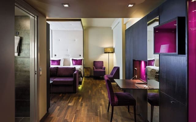 Superior Room, 1 Queen Bed