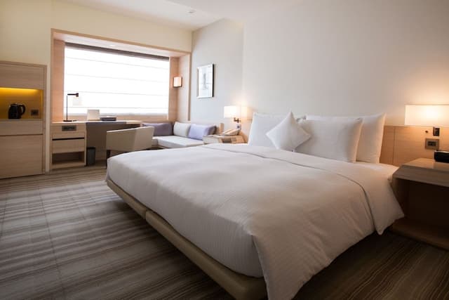 Cozzi King Room