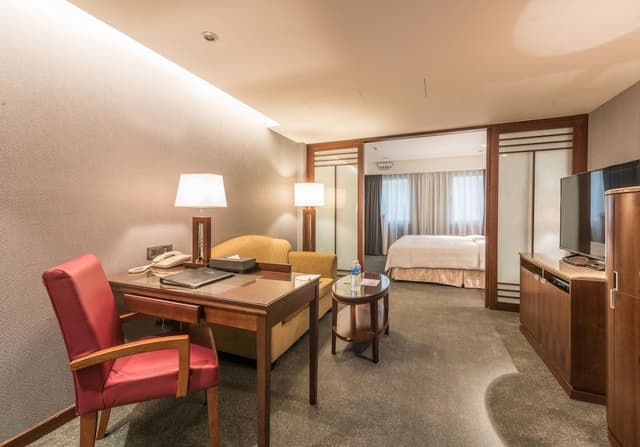 Superior Suite, 2 Twin Beds