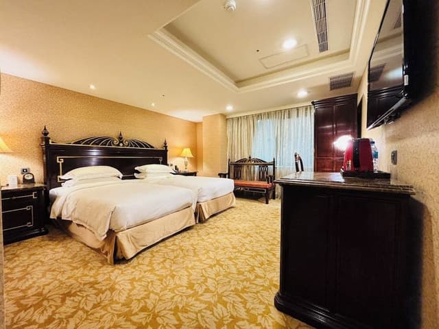 Executive Twin Room (Royal building)