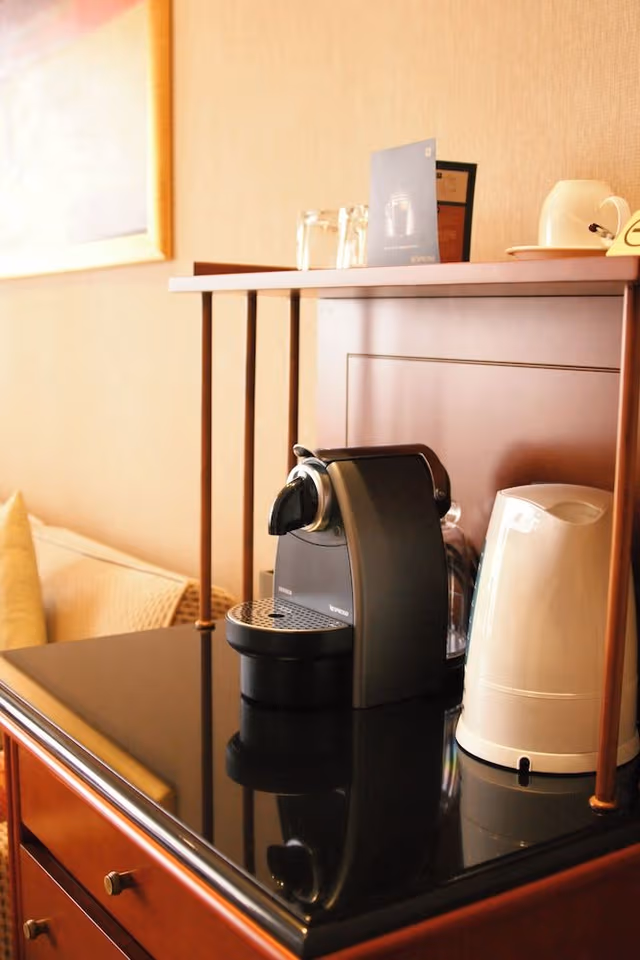 Studio Suite, 2 Single Beds or 1 King Bed