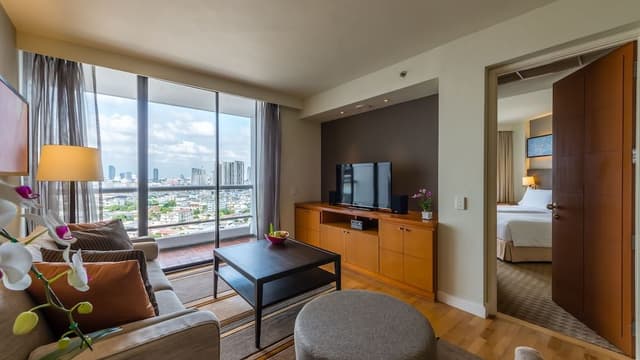 Grand Deluxe 1-Bedroom King