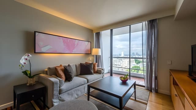 Grand Deluxe 1-Bedroom King