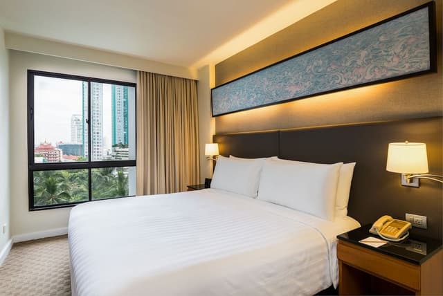 Deluxe 1-Bedroom King