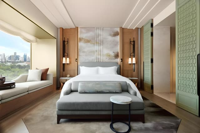Club Room, 1 King Bed, Park View (High Floor, Club Access)