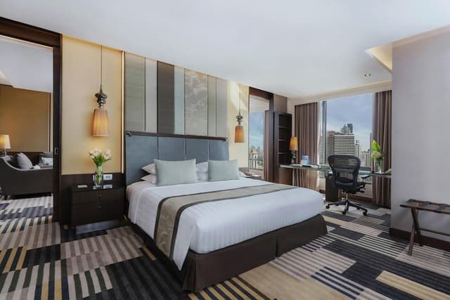 Executive Suite
