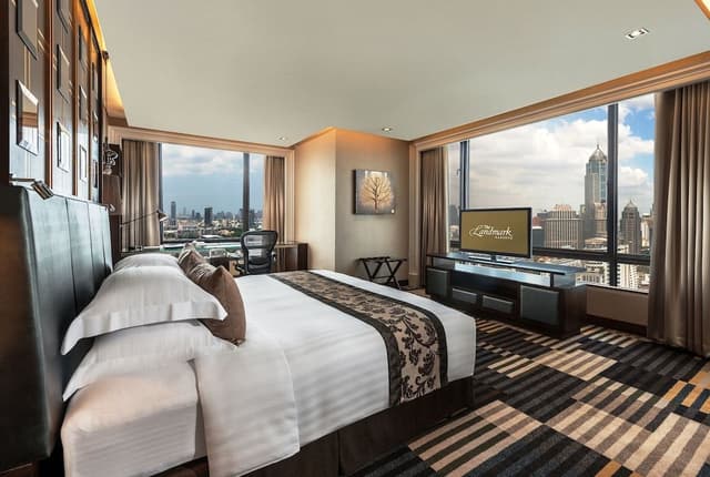 Executive Suite
