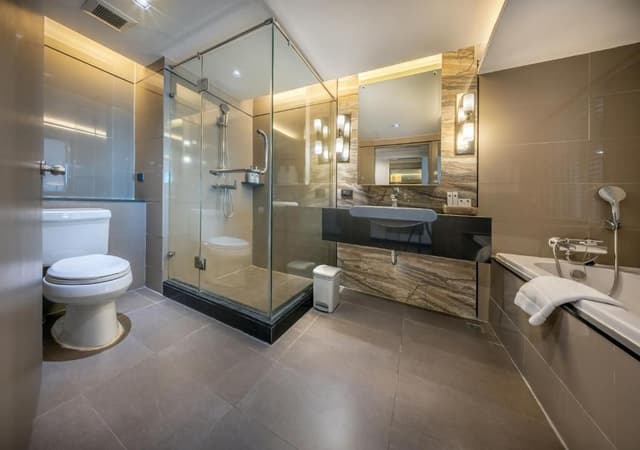 Grand Deluxe Triple High Floor with City View