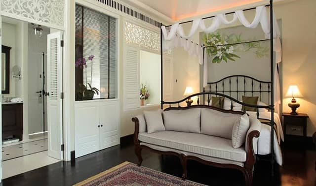Royal Grande Deluxe Room